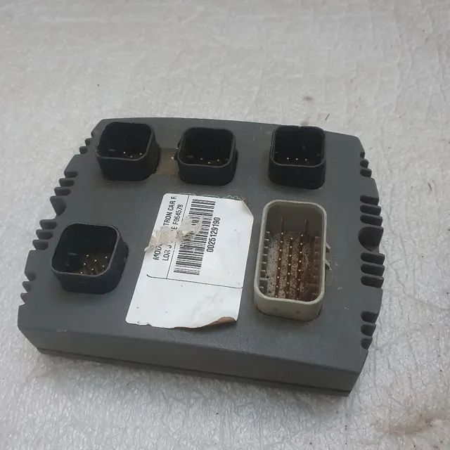John deere equipamentos módulo eletrônico original F064578 - Foto 2