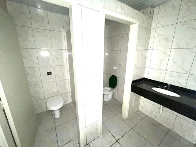 Linda loja - 130m2 no terreo  - 170m2 total - 150 metros metrô Praça da Árvore - Foto 5