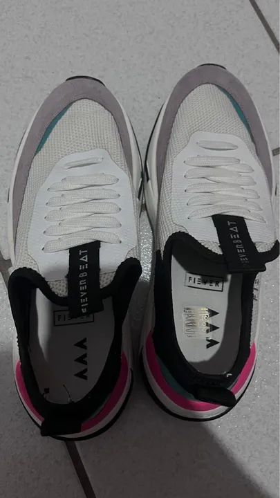 Tênis Fiever Beat - tamanho 38 (vendendo por menos da metade do preço) usado duas vezes 