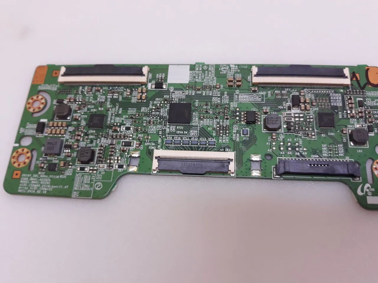 Placa tcom TV Samsung modelo. Un49j5200ag. Usada porém Boa. 