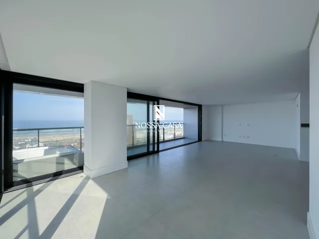 Apartamento de 04 suítes no Ed. Vitra na Praia Grande em Torres/RS.