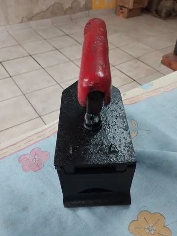 Ferro Antigo a Carvão com Base Original - Foto 4