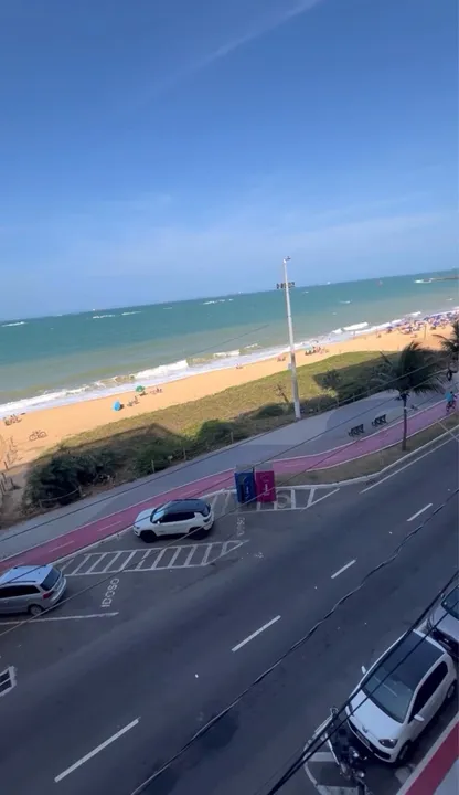 Esplêndido Apartamento 4 quartos, Frente Mar + Rendimento Ações imóveis comerciais!