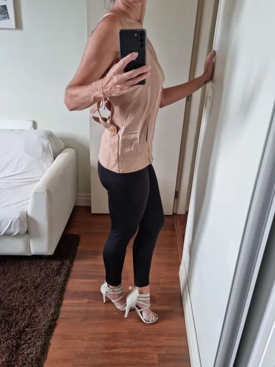 regata de seda nunca usada, rosa chá, m