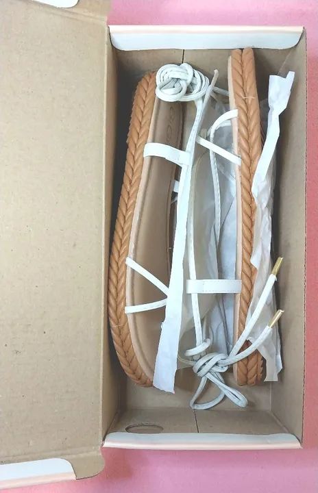 Sandália Flat Gigil 38 - Nova, na caixa! - Foto 4