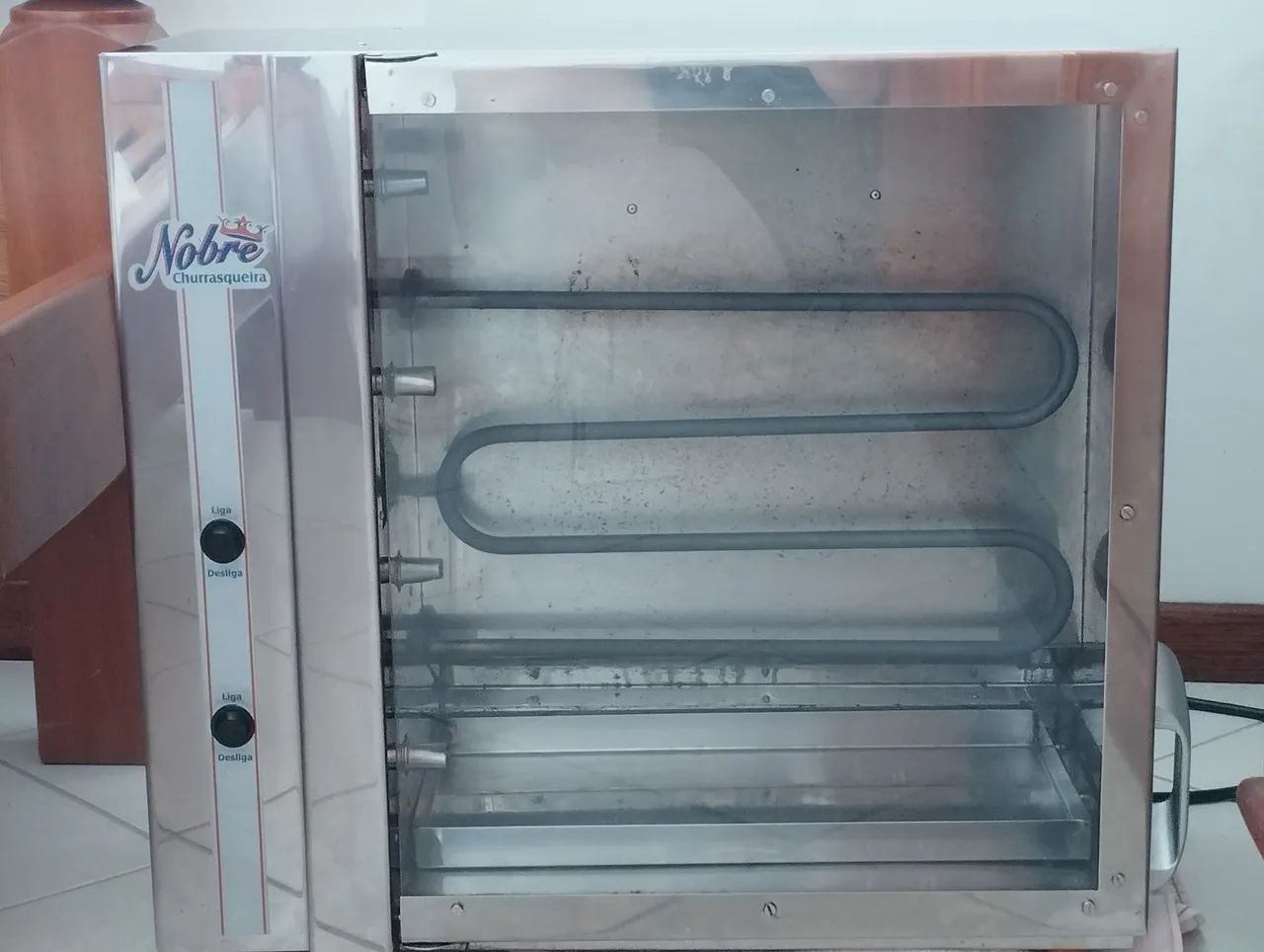 Churrasqueira Elétrica Nobre em inox