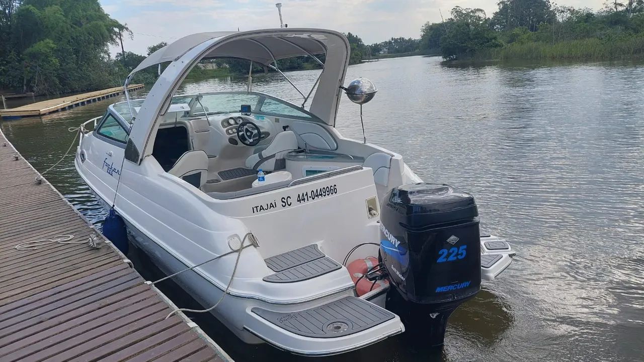 Lancha Focker 255 Cabine Motor Mercury 225HP 2005 - Foto 2