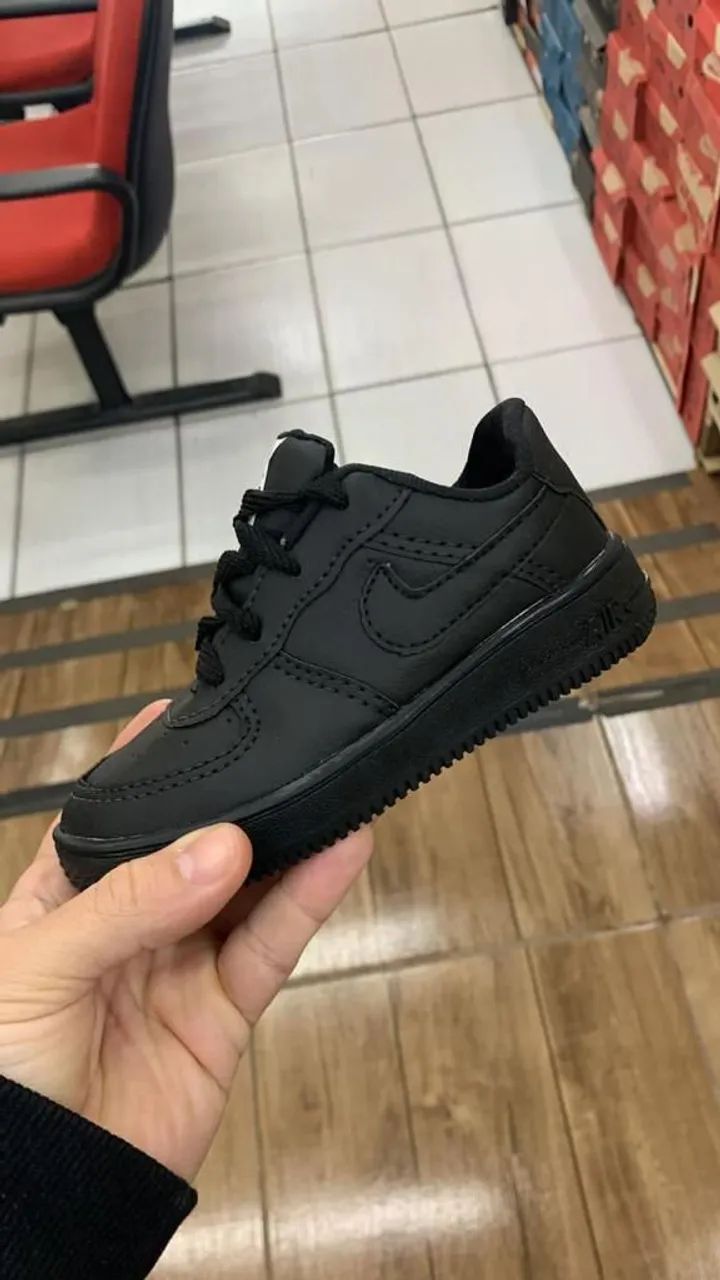 Tênis Nike Air Force 1 Infantil - Preto e Branco - Foto 3