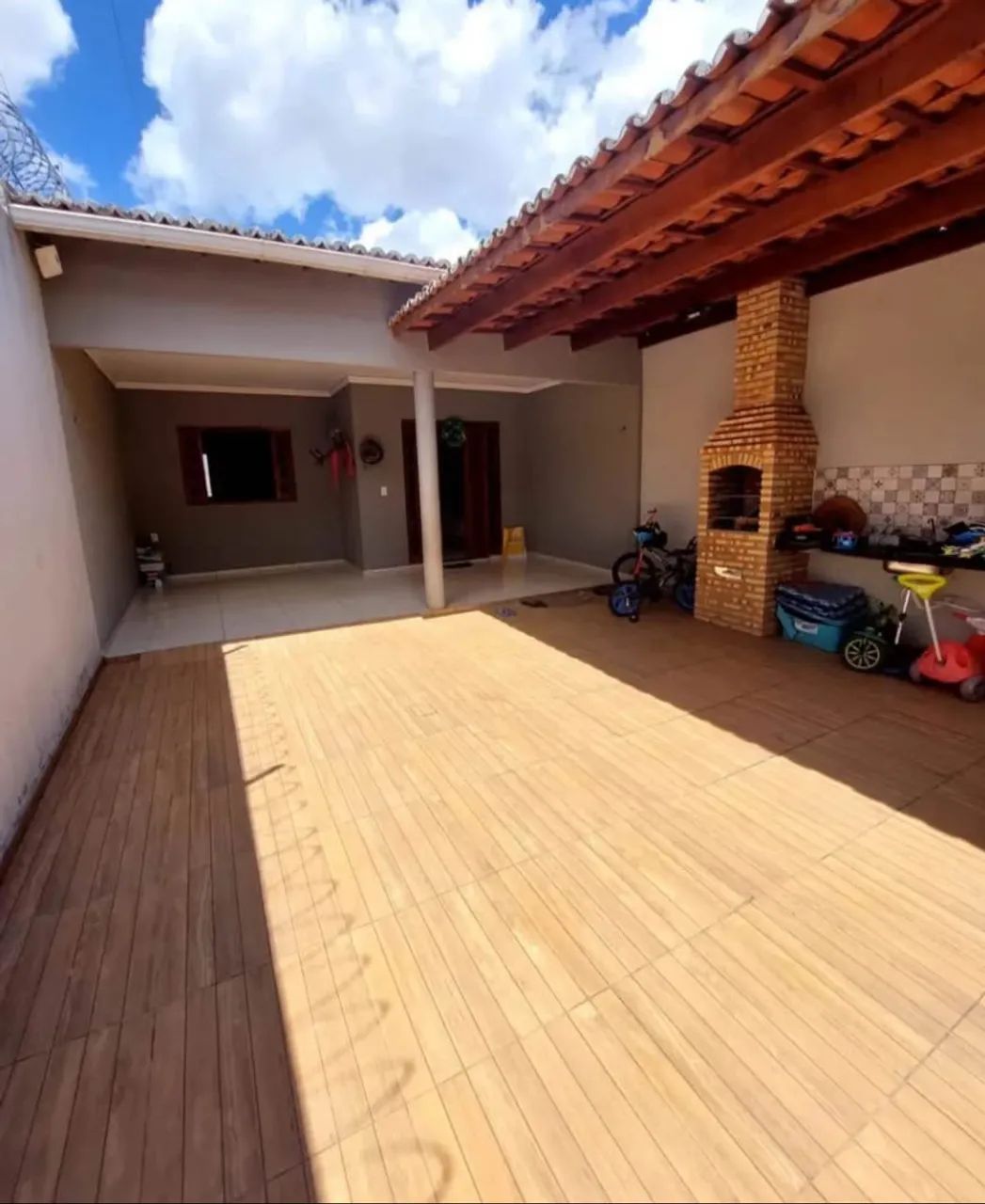 Casa para vender em Gravatá (Parcelada) 