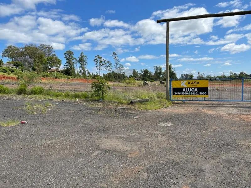Terreno medindo aproximadamente 40.000m² de área total, próximo a Policia Rodoviária....