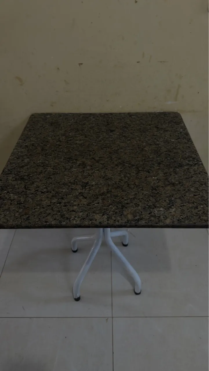 Mesa de mármore