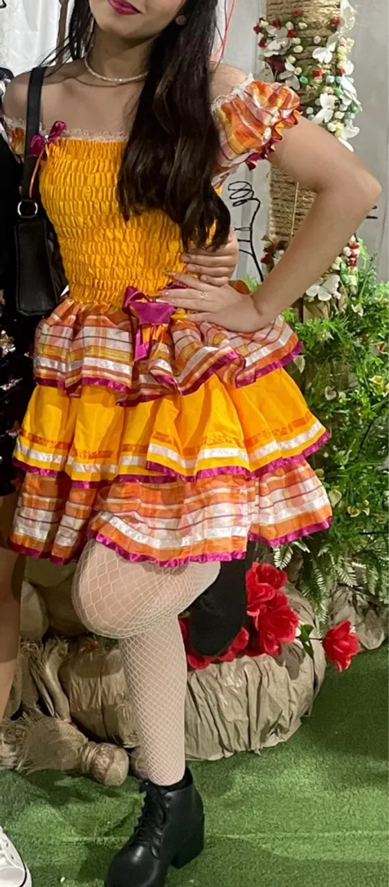 Vestido de Festa junina (acompanha meia calça arrastão)