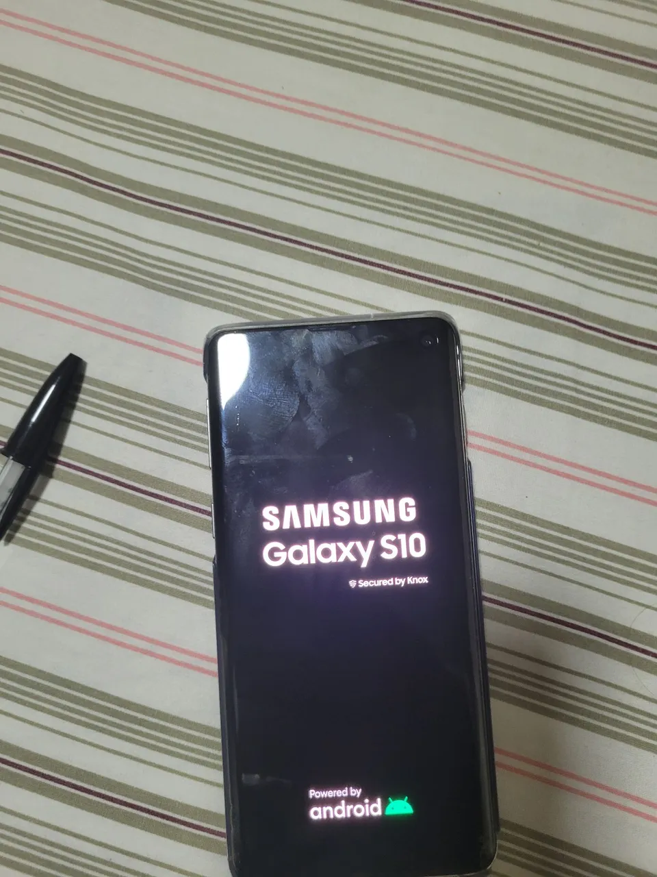 Samsung s10 com caixa..