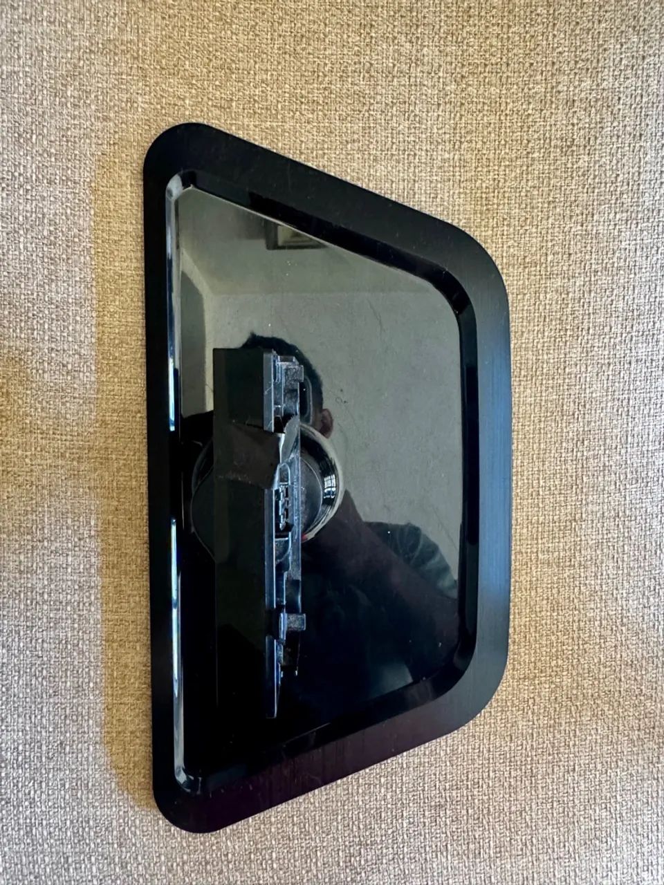 Base TV LG 28LN500