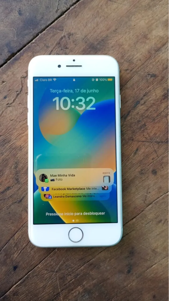iPhone 8
