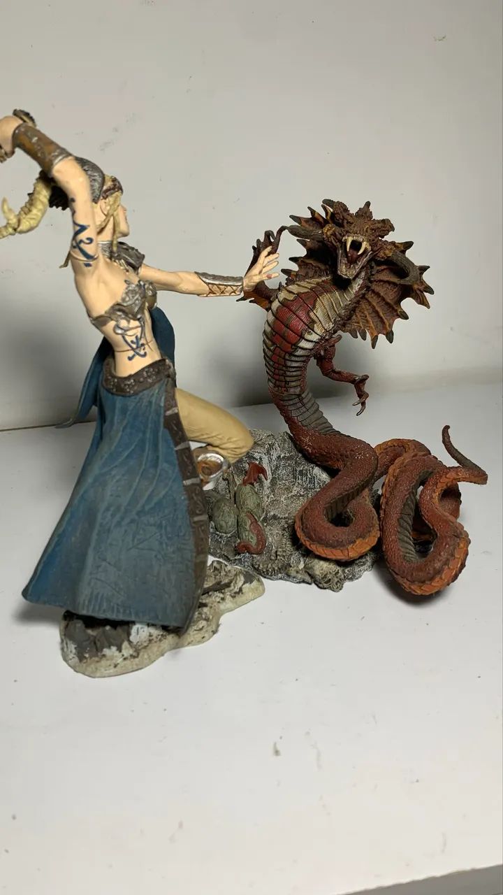 Svadun vs Fire Dragon McFarlane Conan N Neca  - Foto 2