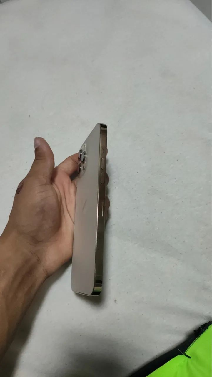 Iphone 12 pro max gold - Foto 3