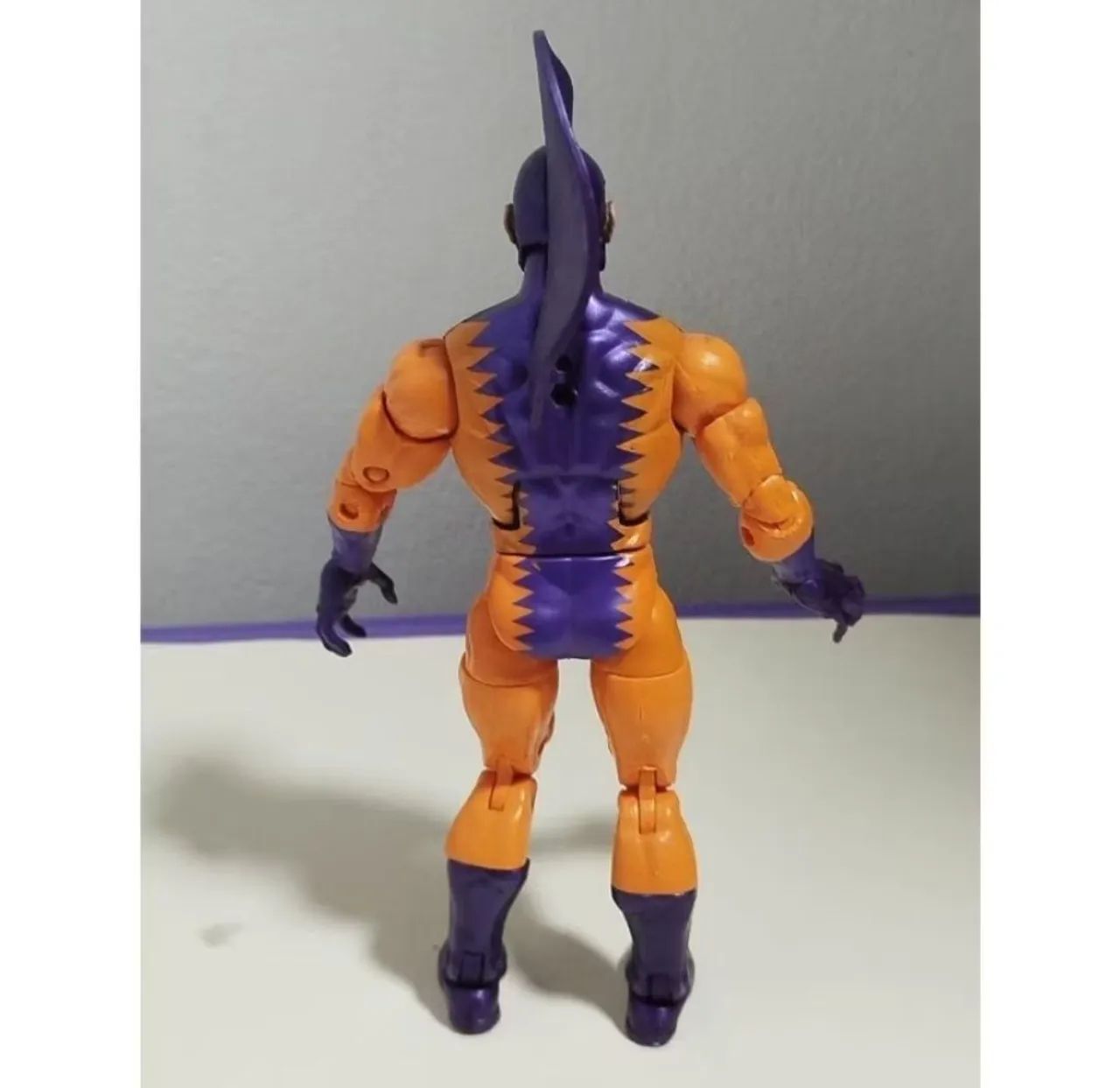 Marvel Legends Tubarão Tigre  - Foto 2