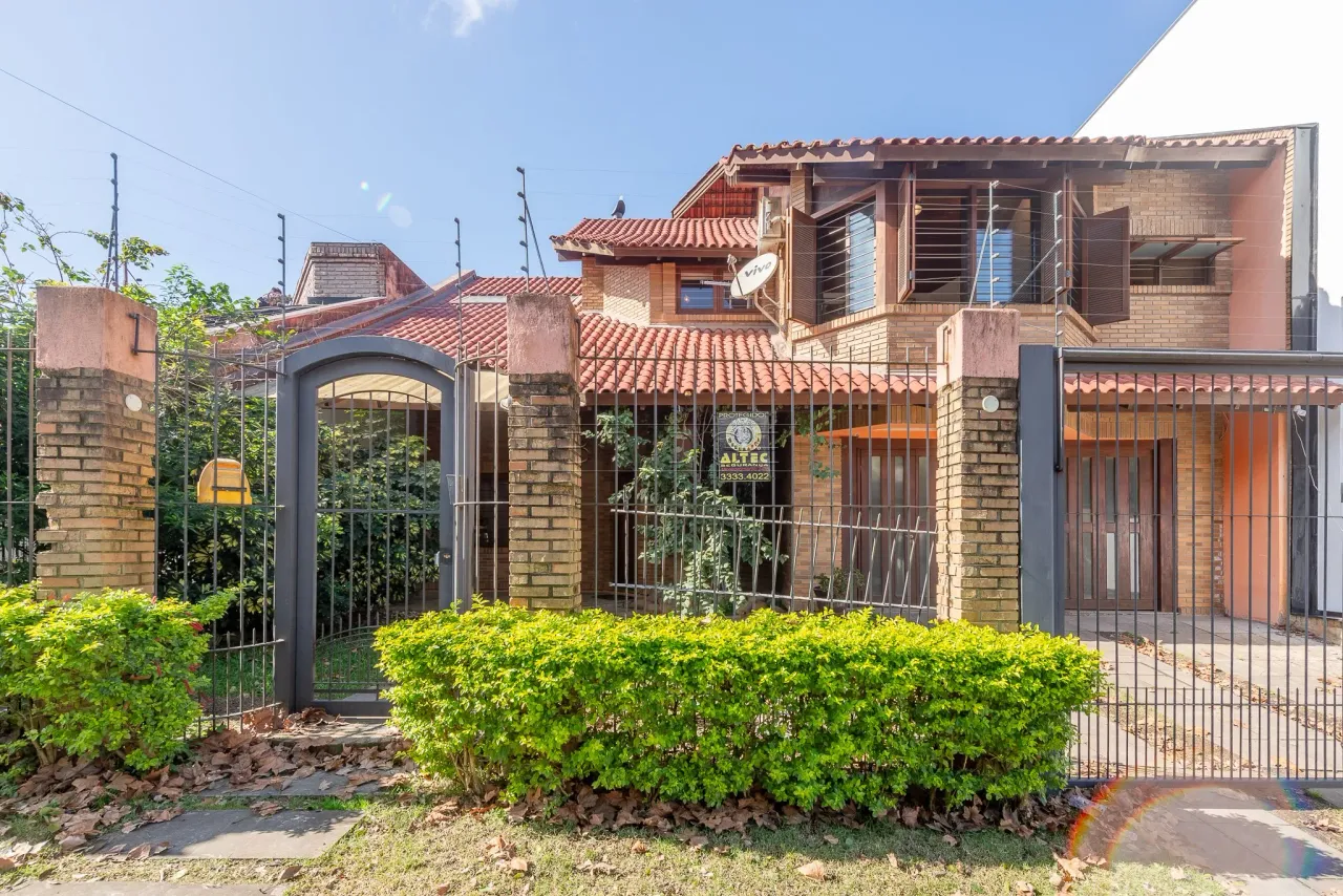 Casa 4 dormitórios Chácara das Pedras