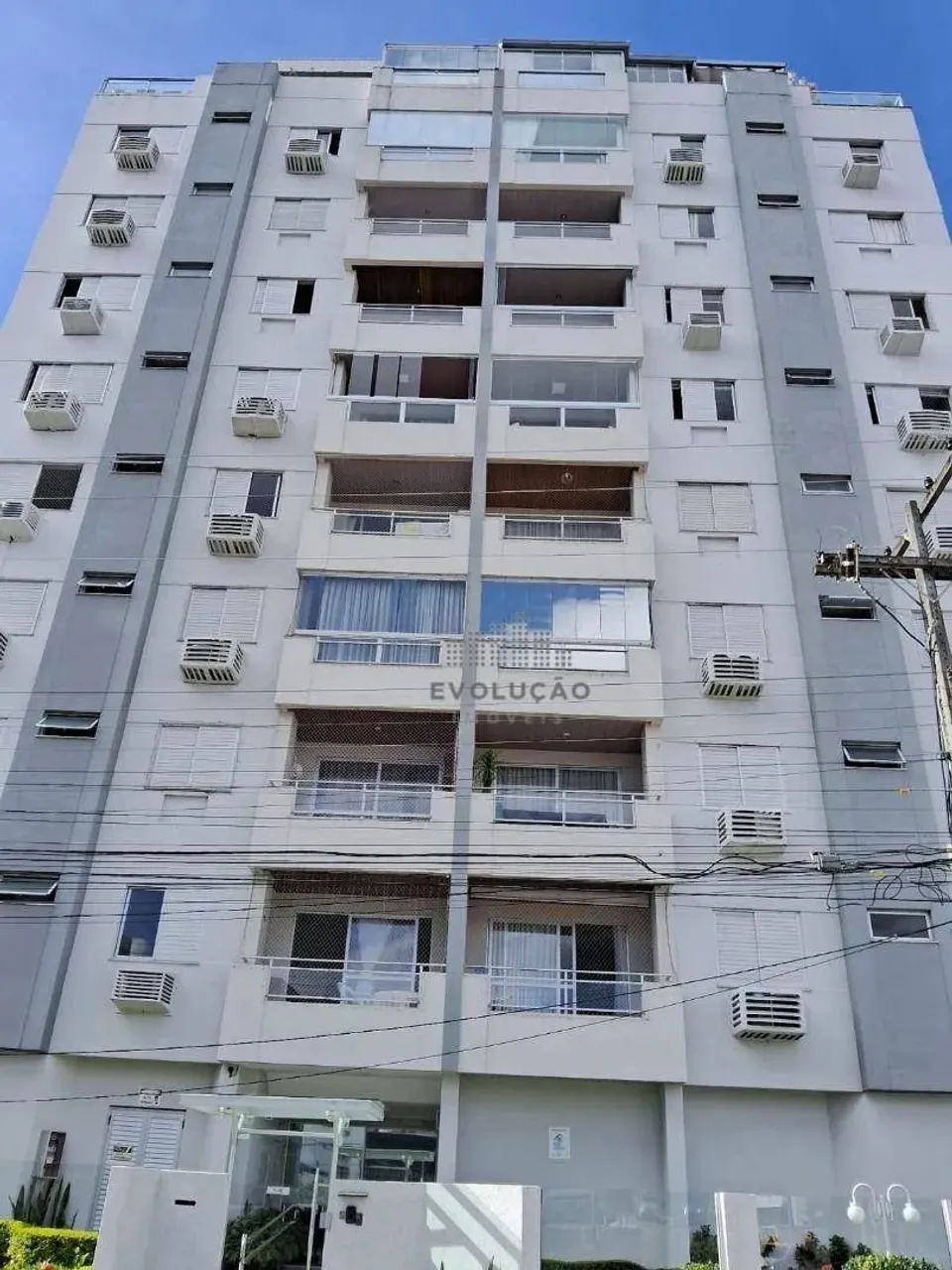 Florianópolis Apartamento com 3 Dorms com Suíte, 98 m² - Balneário - Florianópolis/SC