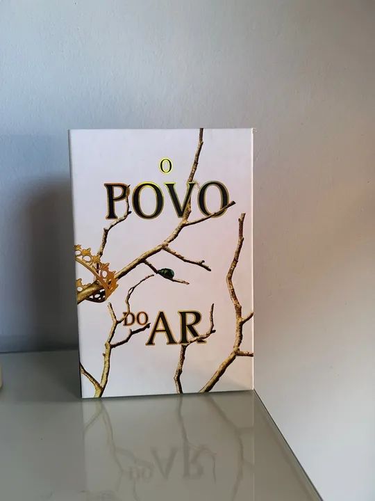 Box de príncipe cruel + flâmula + coroa + 2 marcadores 