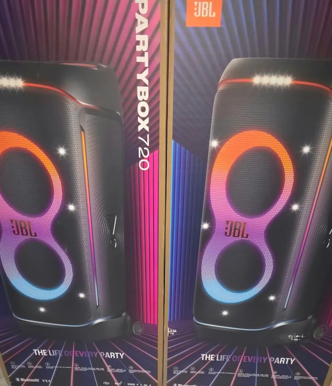 Partybox 720 - Lançamento! + Microfones (Nova, lacrada, nota fiscal, não aceito proposta) 