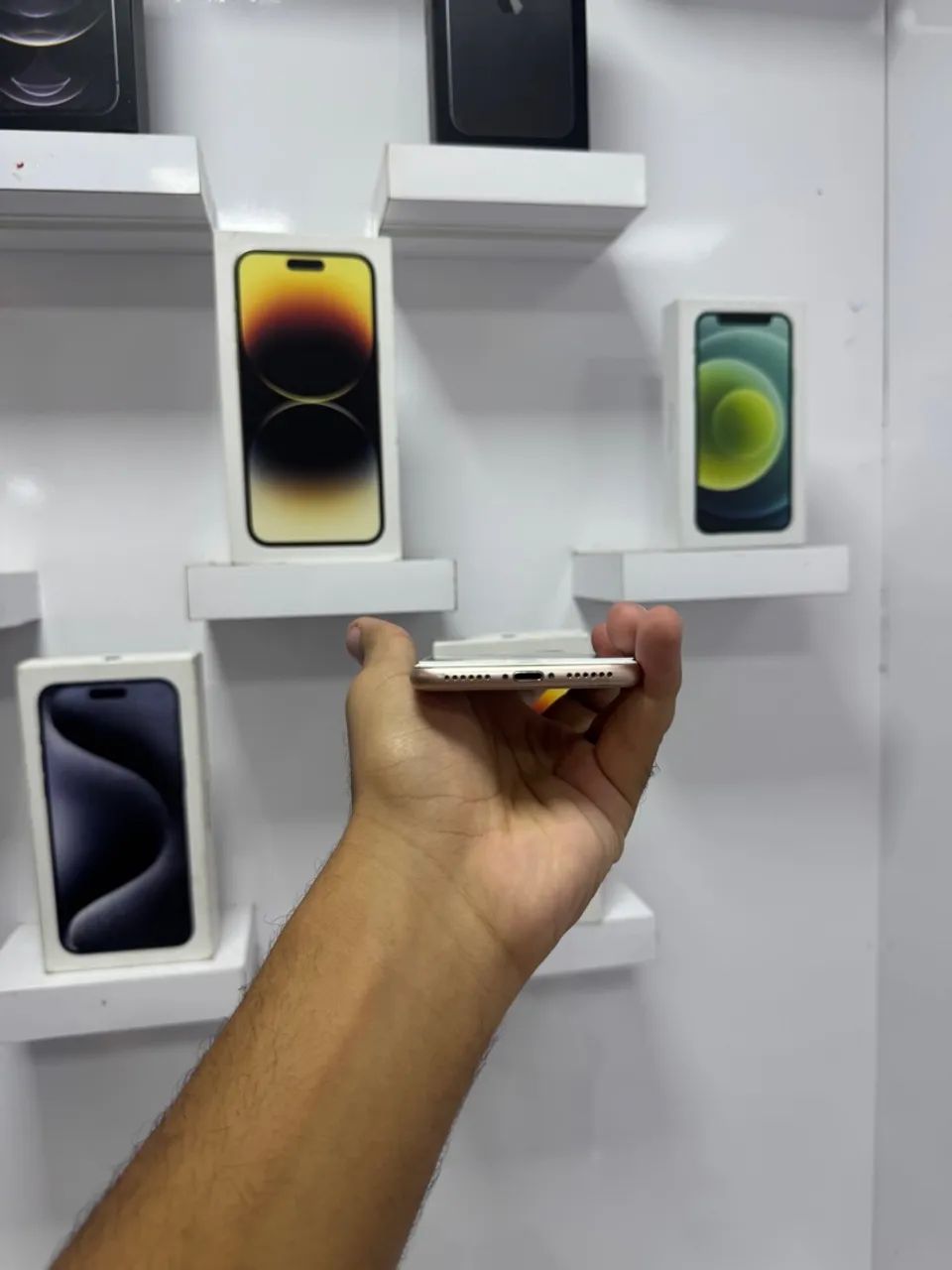 IPHONE 8 64 GB  - Foto 4