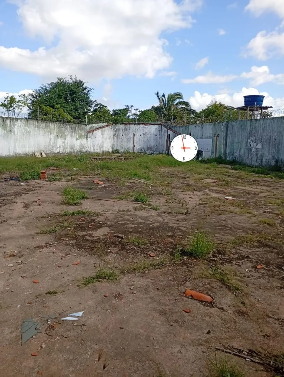 Vendo um terreno no Araçagy