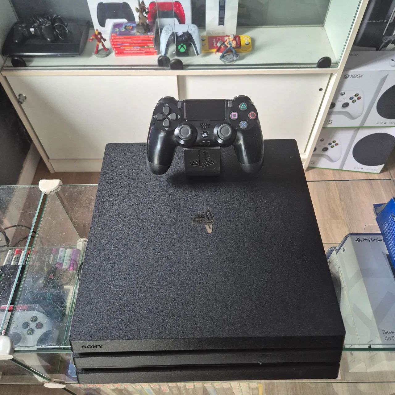 PS4 PRO 1tb, Garantia, Aceito usado de entrada, Aceitamos Cartão ate 18x - Foto 2