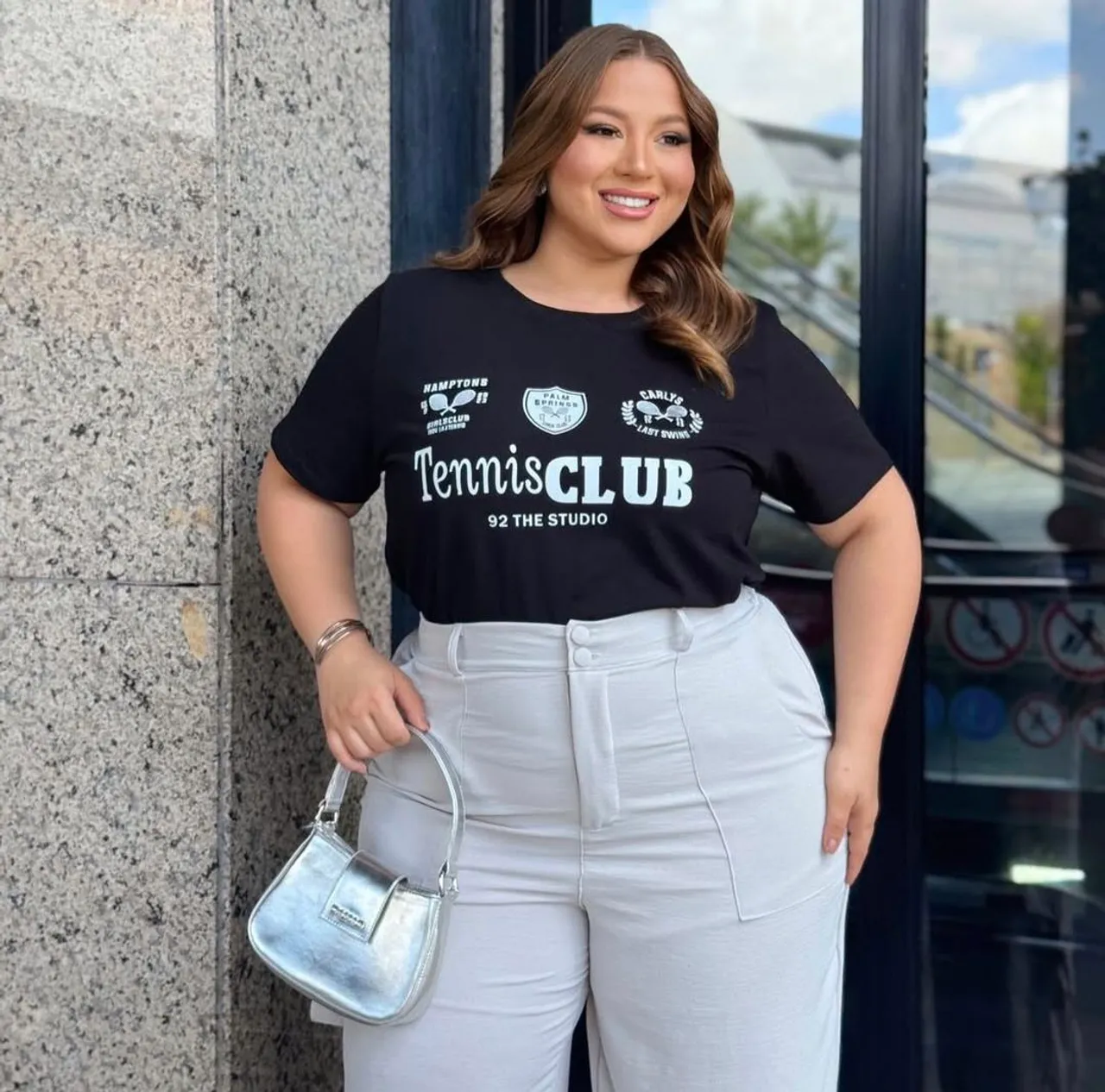 Calça Cargo-PLUS SIZE? No tecido duna premium .