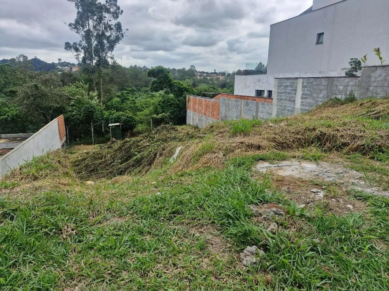 TERRENO CONDOMÍNIO KM 23