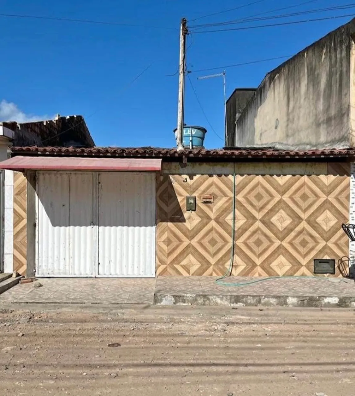 CASA NO JACINTINHO - LM 