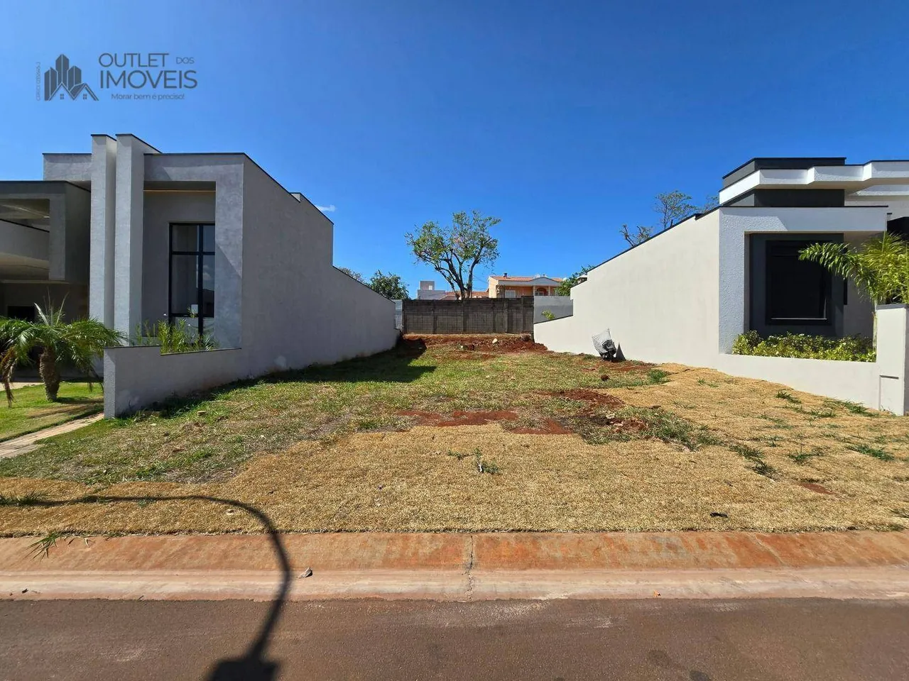 Terreno a venda em Paulinia em condominio - Royal Garden