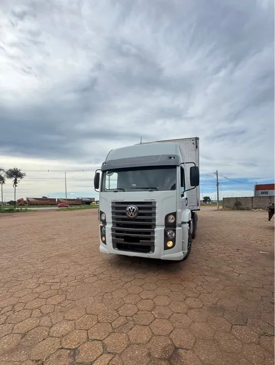 VW 25390 Constelattion 2013 Carreta Baú 30 Paletes 2011 OPORTUNIDADE - Foto 8