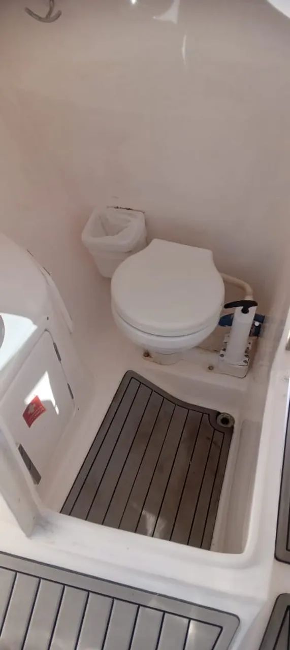 Lancha Royal Mariner 270 cab - Foto 11