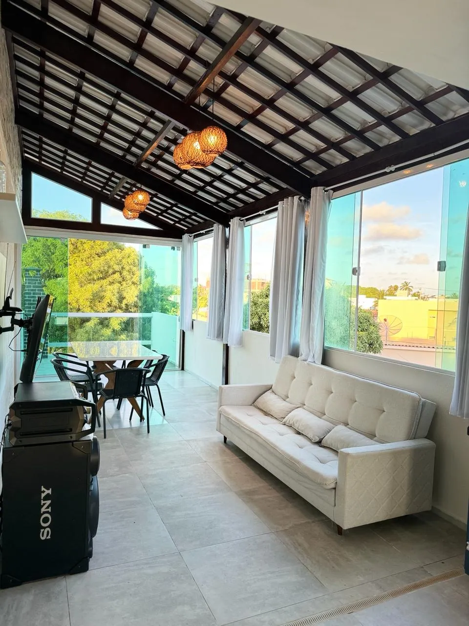 Flat em Carneiros, 100 m², 3 quartos, 2 wcs, mobiliado, 475 mil