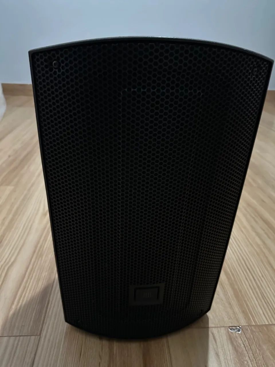 Alto-falante JBL MAX 10 portátil com bluetooth preto 127V - Foto 2