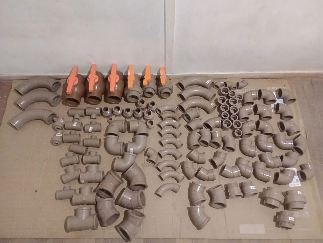 Kit de Canos e Conexões para Instalações Hidráulicas