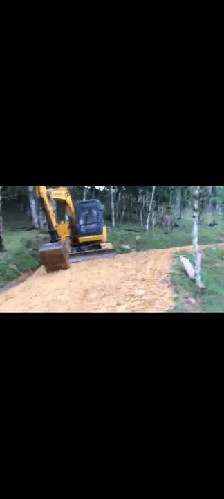 Máquina escavadeira - Foto 3