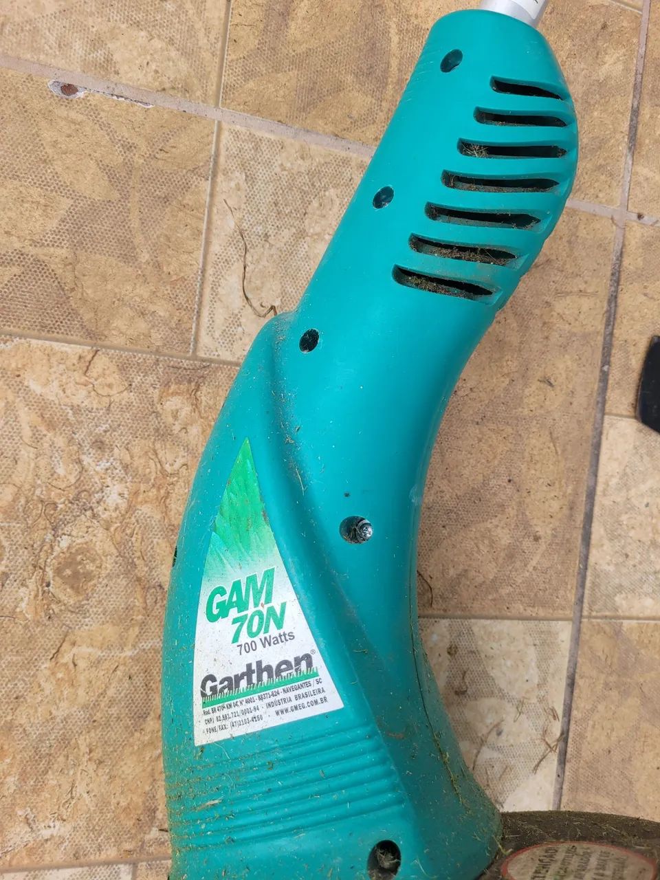 Roçadeira Elétrica Garthen 700W - Foto 2