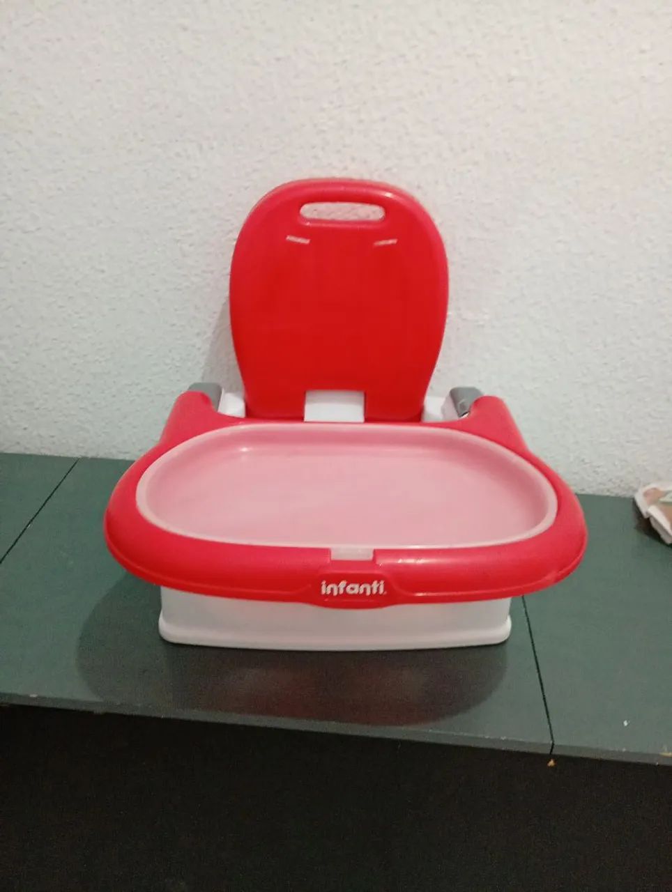 Cadeirinha de alimentação 