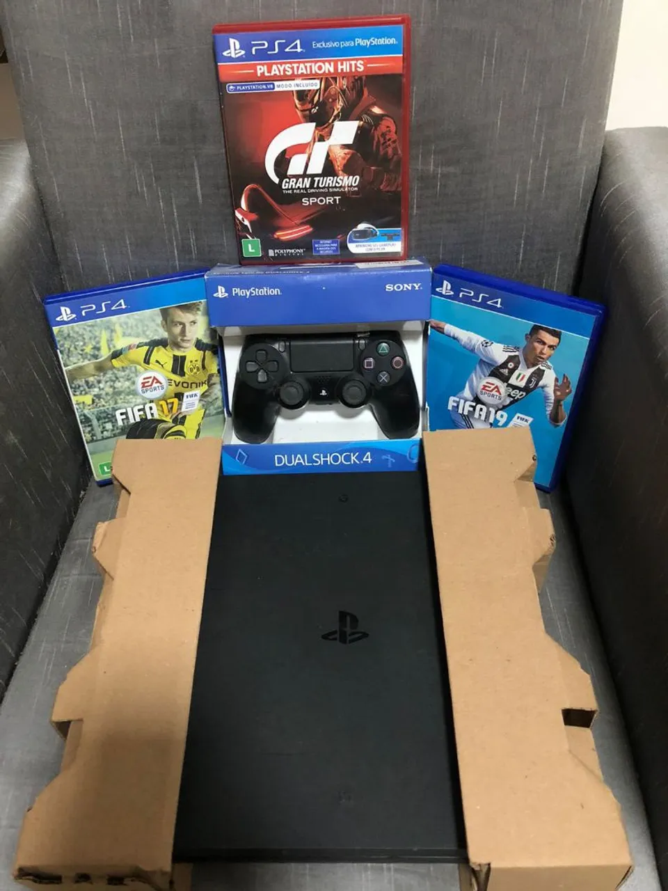 500Gb PlayStation 4 + Jogos