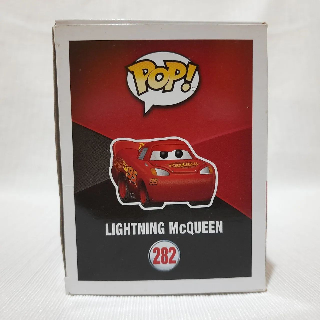 Caixa de Funko Pop Lightning McQueen N°282  Disney Pixar  - Foto 2