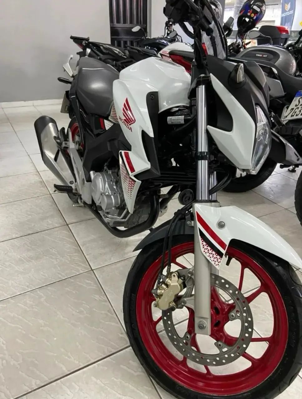 Topíssima!!! CB 250 CBS 2022 - Foto 2