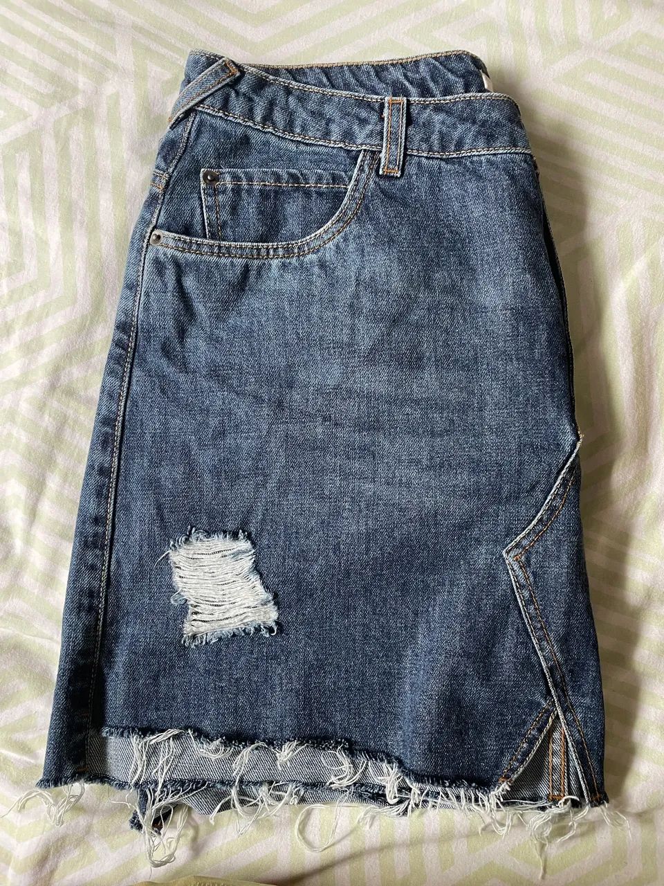 Mini saia jeans tamanho 46 - Foto 5