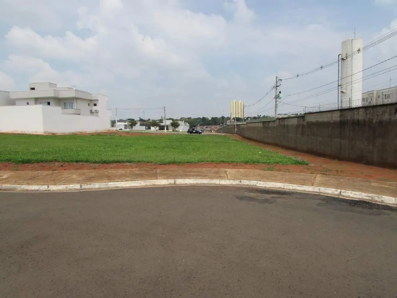Terreno em condomínio à venda, Jardim Phillipson Park - Americana/SP