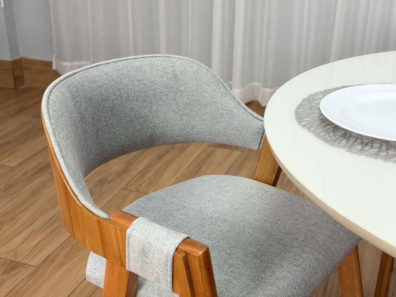 Mesa de Jantar Bali Circular 1.10×1.10m c/4 Cadeiras - Foto 4