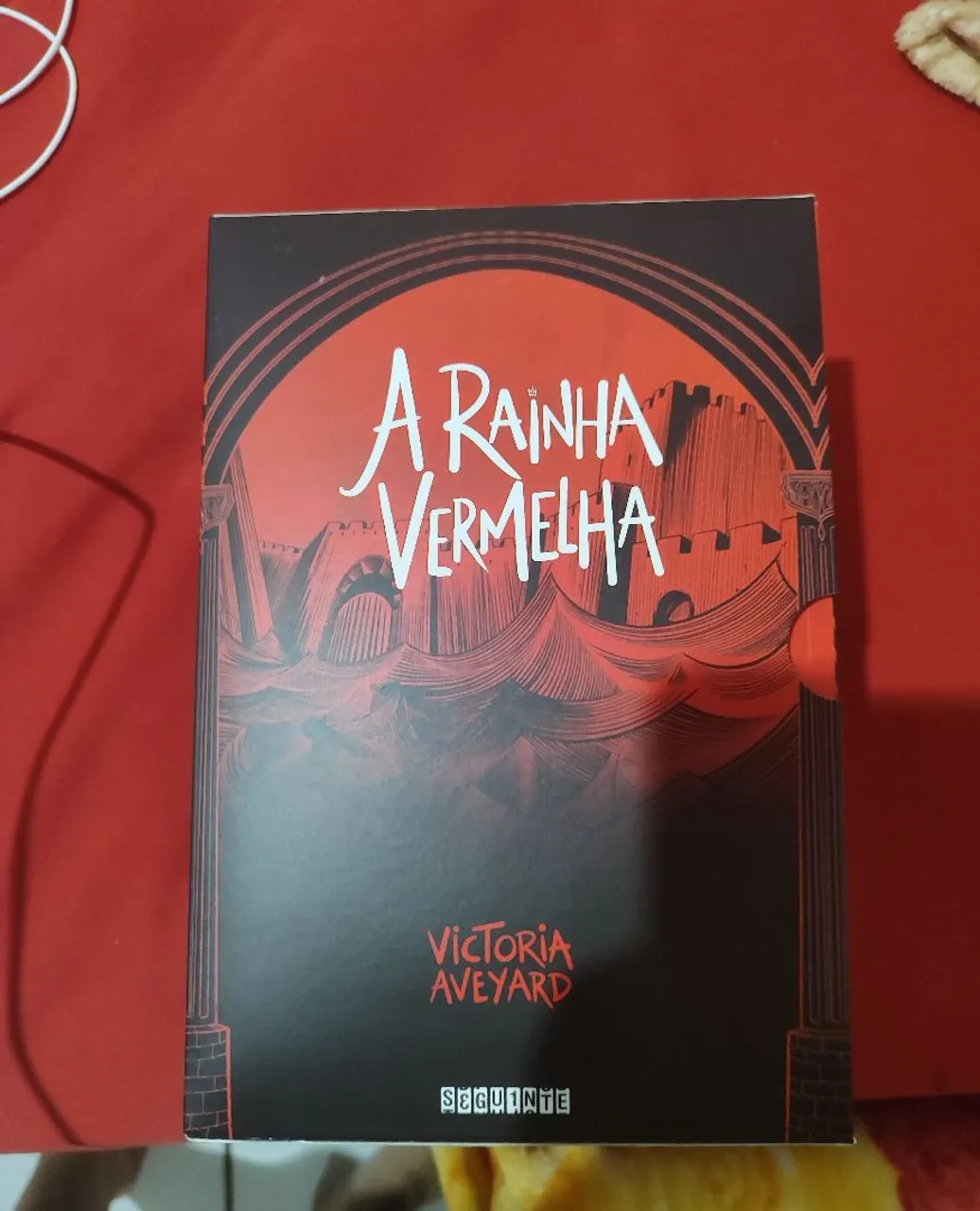 Box Rainha Vermelha - Victoria Aveyard edição especial