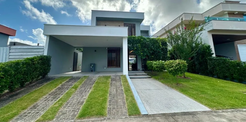 CASA DE ACONDOMINIO ALTO PADRÃO NO ARAÇAGY