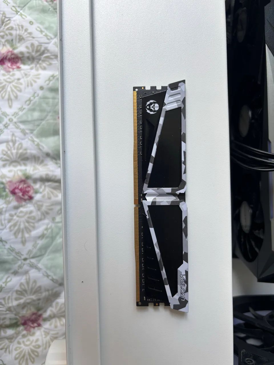 DDR4 8GB 2666MHz RAM Memory64319033757571120